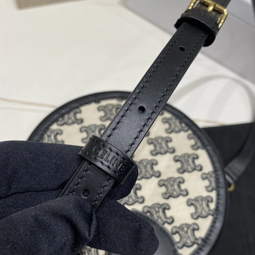 Custombag-- 195192CS8.38NO high quality version item：C-B806D2503